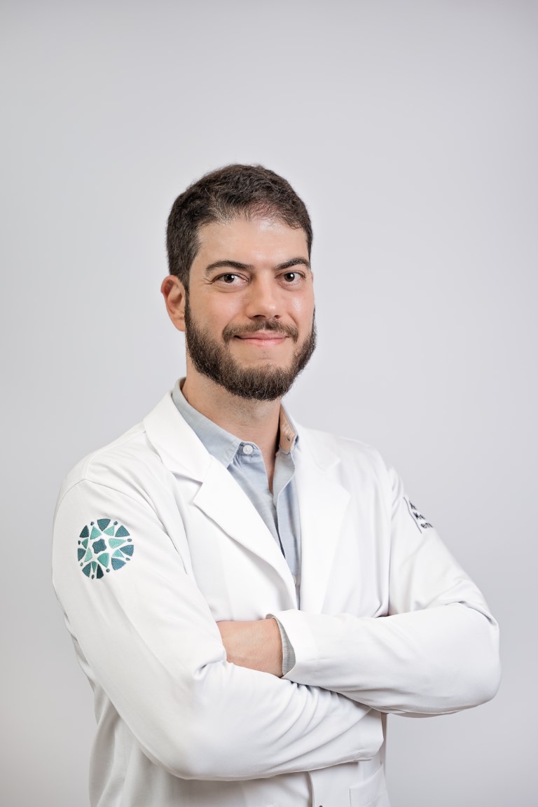 Dr. Marcelo Werneck, Coloproctologista Especialista em Cirurgias Orificiais Minimamente Invasivas